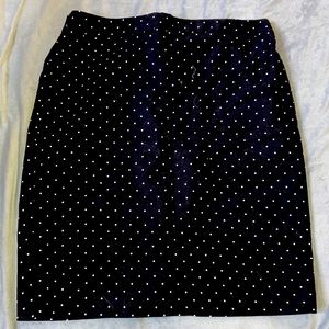 Liz Claiborne “Career” stretch black w/ White polka dots midi skirt